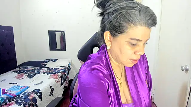 vikyadams online show from February 13, 2026, 8:09 pm