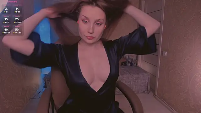 Eesmaaarrr online show from March 10, 2025, 10:34 pm