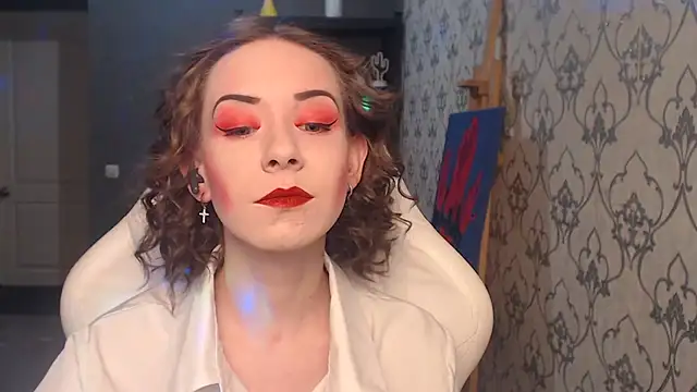 Snapshot of FascinatingEyess chatting on June 20, 2026, 9:09 pm FascinatingEyess online show from June 20, 2026, 9:09 pm