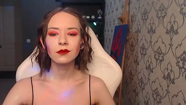 Snapshot of FascinatingEyess chatting on April 19, 2026, 8:22 pm FascinatingEyess online show from April 19, 2026, 8:22 pm
