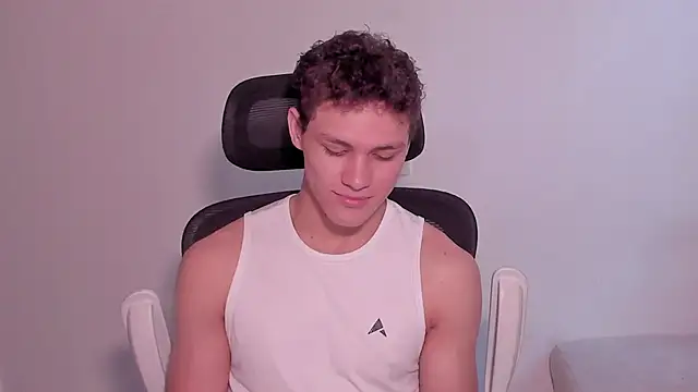 laurent nova online show from March 16, 2026, 7:38 pm