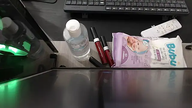 Snapshot of zehra_sanem chatting on November 18, 2025, 5:27 pm zehra sanem online show from November 18, 2025, 5:27 pm