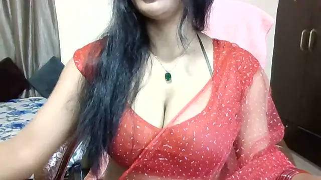 Snapshot of Queenhimanshi chatting on June 17, 2026, 4:50 pm Queenhimanshi online show from June 17, 2026, 4:50 pm