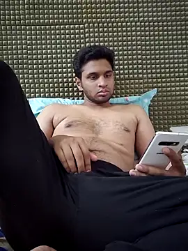 Snapshot of mykecockslong chatting on November 18, 2025, 10:18 am mykecockslong online show from November 18, 2025, 10:18 am