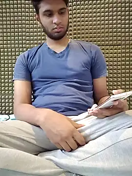 Snapshot of mykecockslong chatting on October 23, 2025, 10:47 am mykecockslong online show from October 23, 2025, 10:47 am