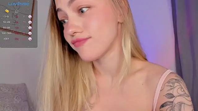 damn cutie online show from November 4, 2025, 5:28 pm