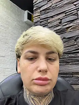 KarinaSwitchy online show from April 29, 2026, 9:24 am