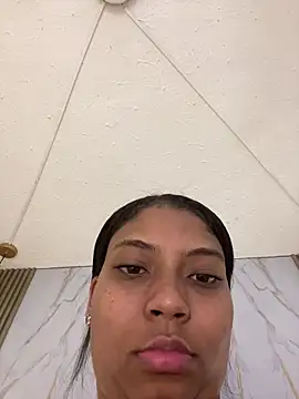 Snapshot of belacampbell chatting on December 15, 2025, 6:47 pm belacampbell online show from December 15, 2025, 6:47 pm