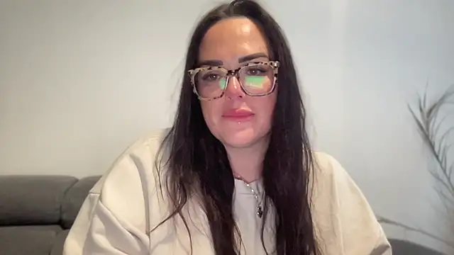 clara lu online show from May 14, 2026, 5:48 am