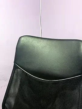 Snapshot of VioletPearson chatting on January 11, 2026, 1:56 am VioletPearson online show from January 11, 2026, 1:56 am