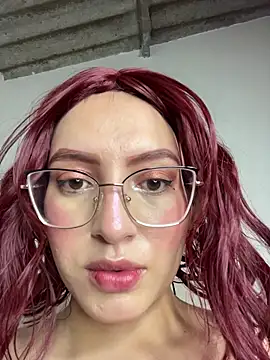 Snapshot of VioletPearson chatting on February 25, 2026, 11:43 am VioletPearson online show from February 25, 2026, 11:43 am