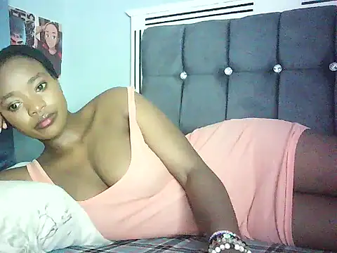 Cryaluna online show from March 30, 2026, 9:22 am