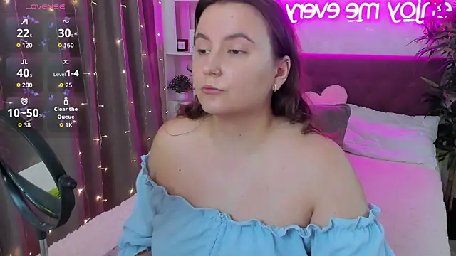 FeralPeach online show from July 10, 2026, 5:07 am
