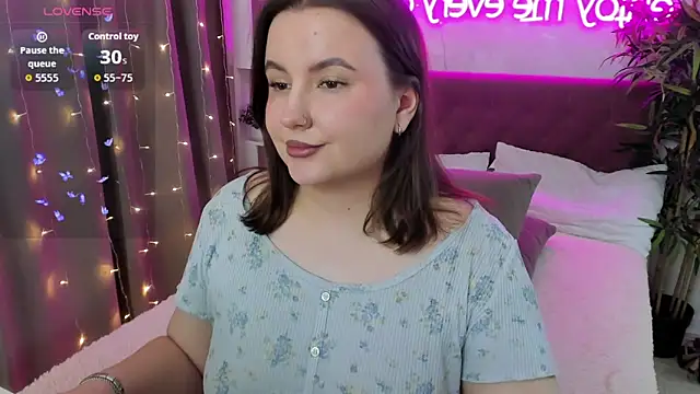 FeralPeach online show from February 7, 2026, 5:26 am