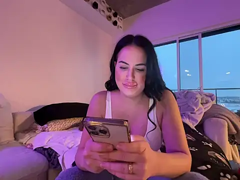 Snapshot of yourgoddessangela chatting on December 15, 2025, 9:20 pm yourgoddessangela online show from December 15, 2025, 9:20 pm