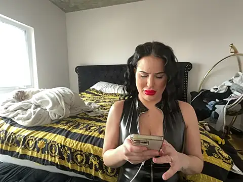 Snapshot of yourgoddessangela chatting on December 16, 2025, 7:29 pm yourgoddessangela online show from December 16, 2025, 7:29 pm