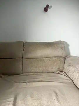 Rose berry online show from February 22, 2026, 4:59 am