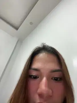 Ur dreamgurl05 online show from July 14, 2026, 2:01 pm