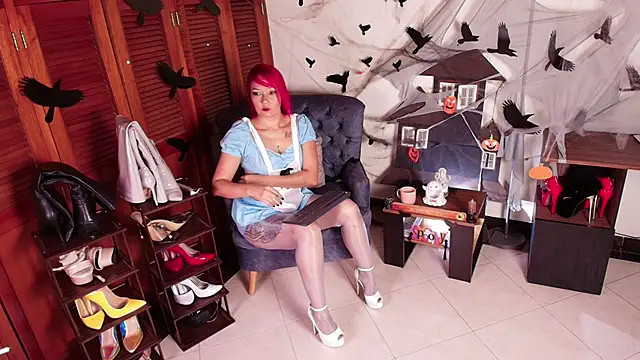 Snapshot of missmabelle chatting on October 25, 2025, 2:11 am missmabelle online show from October 25, 2025, 2:11 am