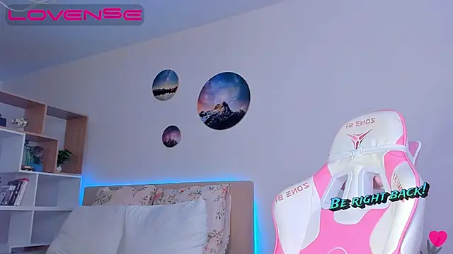 Snapshot of Mermaid_Melody chatting on February 16, 2025, 8:54 am Mermaid Melody online show from February 16, 2025, 8:54 am