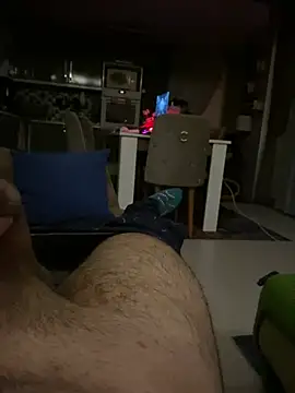 Snapshot of Metmenn7 chatting on February 14, 2025, 10:36 pm Metmenn7 online show from February 14, 2025, 10:36 pm