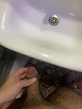 Snapshot of Metmenn7 chatting on February 25, 2025, 3:53 pm Metmenn7 online show from February 25, 2025, 3:53 pm