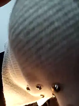 Snapshot of Rose_DiDi chatting on March 21, 2025, 2:50 am Rose DiDi online show from March 21, 2025, 2:50 am