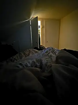 Snapshot of inkedboy7 chatting on February 20, 2025, 3:52 pm inkedboy7 online show from February 20, 2025, 3:52 pm