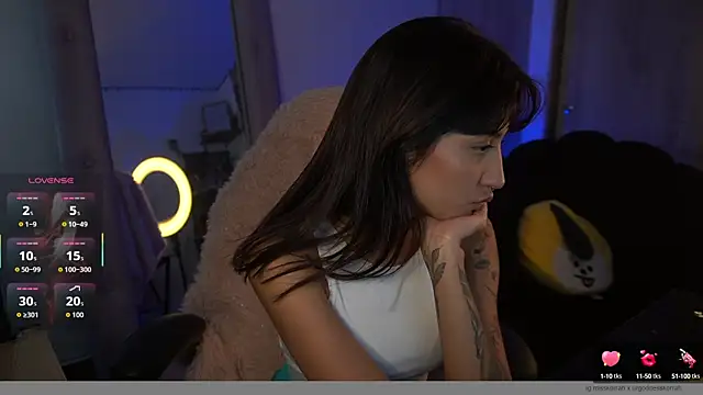 MissKorah online show from September 26, 2025, 9:21 pm