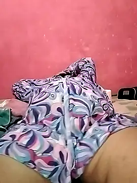 Snapshot of naughtygrannyXXX chatting on December 14, 2025, 6:13 pm naughtygrannyXXX online show from December 14, 2025, 6:13 pm