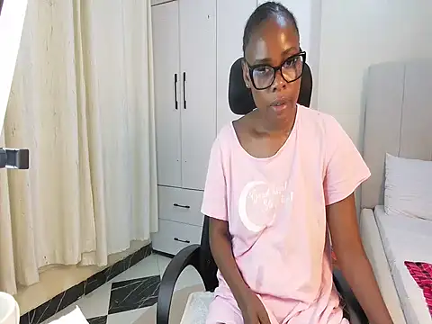 Snapshot of chloe_desire1 chatting on April 15, 2026, 4:51 am chloe desire1 online show from April 15, 2026, 4:51 am