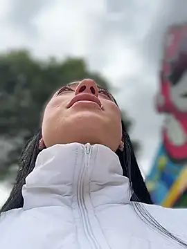 Ady 18 online show from April 11, 2026, 3:38 pm