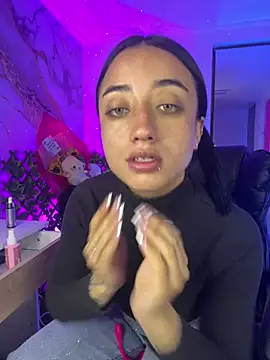 Snapshot of Ady_18 chatting on February 21, 2026, 4:53 pm Ady 18 online show from February 21, 2026, 4:53 pm