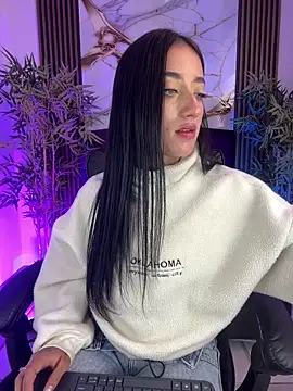 Snapshot of Ady_18 chatting on February 7, 2026, 7:22 pm Ady 18 online show from February 7, 2026, 7:22 pm