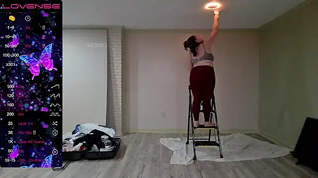 Snapshot of Milfshakecafe chatting on September 18, 2025, 12:35 am Milfshakecafe online show from September 18, 2025, 12:35 am