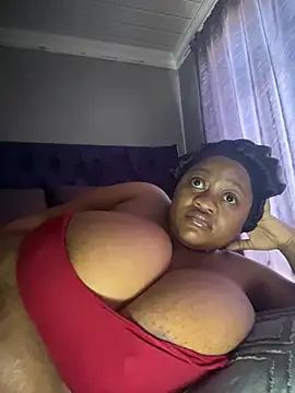 Chubbykarisma27 online show from July 18, 2026, 1:20 pm