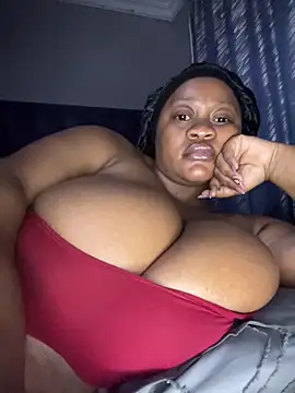 Chubbykarisma27 online show from June 13, 2026, 6:28 pm