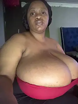 Chubbykarisma27 online show from August 1, 2026, 8:12 am