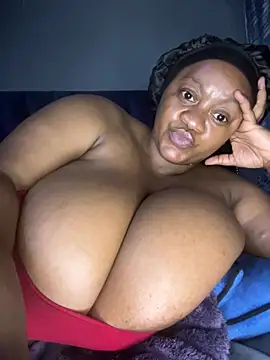 Chubbykarisma27 online show from July 31, 2026, 4:37 pm