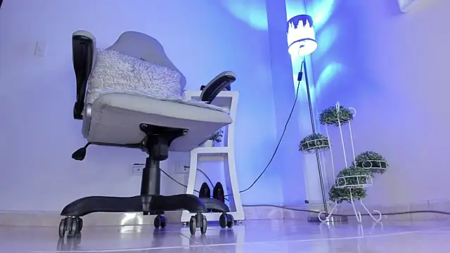 Snapshot of thais_dreams chatting on January 8, 2026, 12:33 pm thais dreams online show from January 8, 2026, 12:33 pm