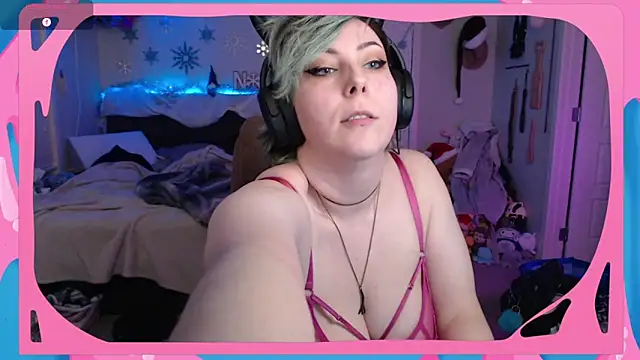 CirqueNoirBlu online show from December 17, 2025, 2:49 am