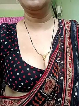 Snapshot of Rosy-B chatting on March 19, 2025, 9:38 am Rosy-B online show from March 19, 2025, 9:38 am