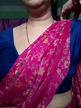 Snapshot of Rosy-B chatting on March 17, 2025, 12:32 am Rosy-B online show from March 17, 2025, 12:32 am