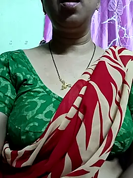 Snapshot of Rosy-B chatting on September 12, 2025, 9:25 pm Rosy-B online show from September 12, 2025, 9:25 pm