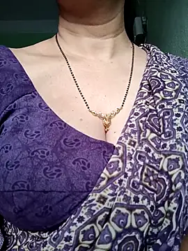 Rosy-B online show from February 18, 2026, 1:03 am