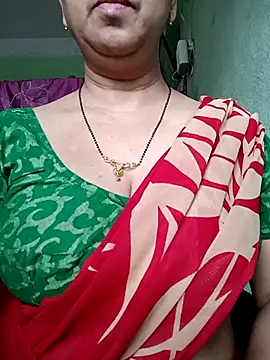 Snapshot of Rosy-B chatting on September 14, 2025, 12:22 am Rosy-B online show from September 14, 2025, 12:22 am