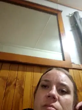 Snapshot of Off_the_Lesh chatting on May 20, 2026, 6:49 pm Off the Lesh online show from May 20, 2026, 6:49 pm