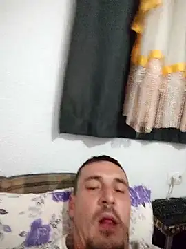 Snapshot of mayk18cm chatting on November 16, 2025, 4:12 pm mayk18cm online show from November 16, 2025, 4:12 pm