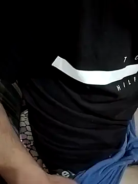 Snapshot of mayk18cm chatting on December 13, 2025, 9:54 pm mayk18cm online show from December 13, 2025, 9:54 pm