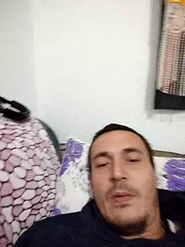 Snapshot of mayk18cm chatting on October 21, 2025, 5:23 pm mayk18cm online show from October 21, 2025, 5:23 pm